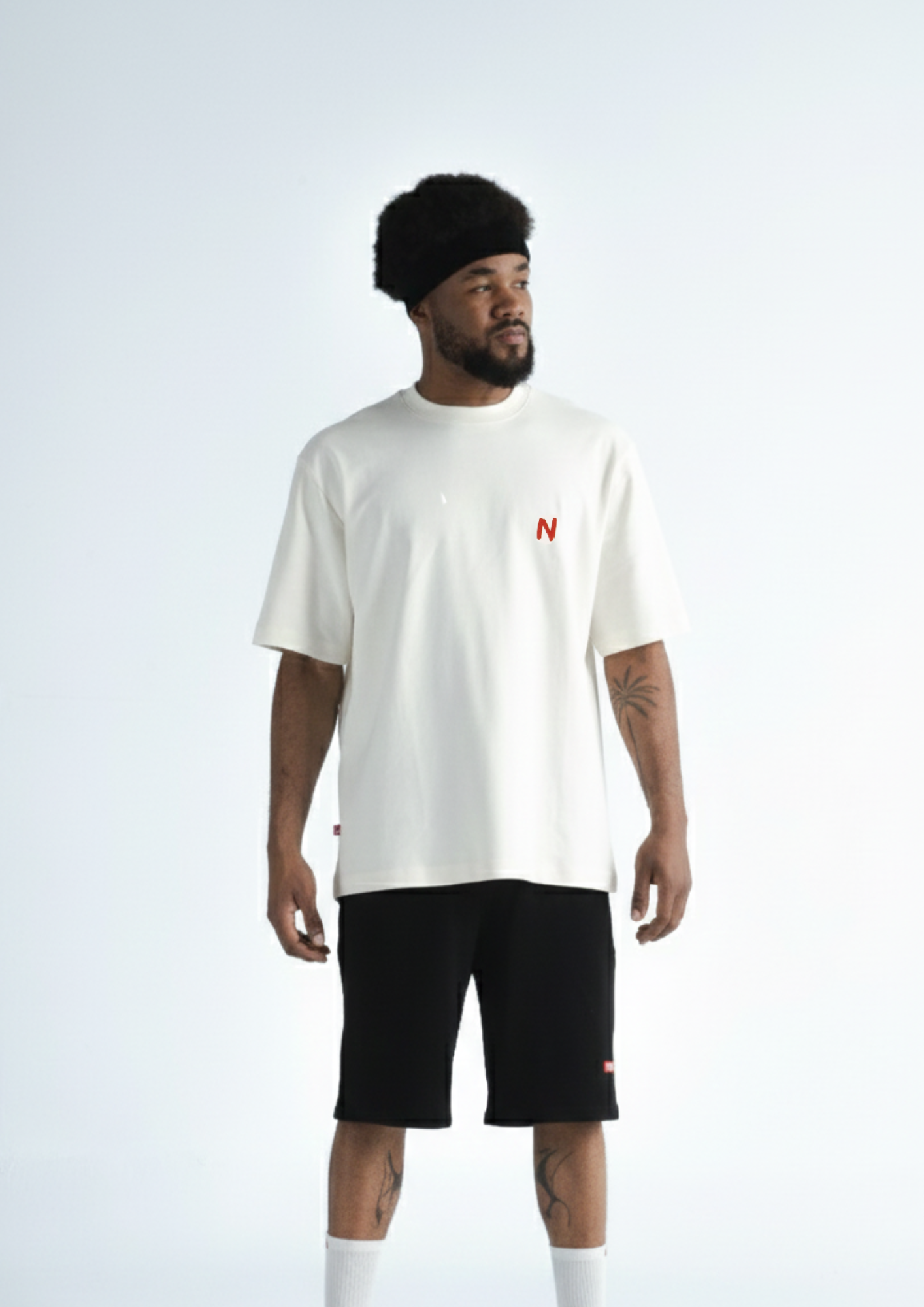 CAMISETA REGULAR HOMBRE OVERVIEW MARFIL NEA