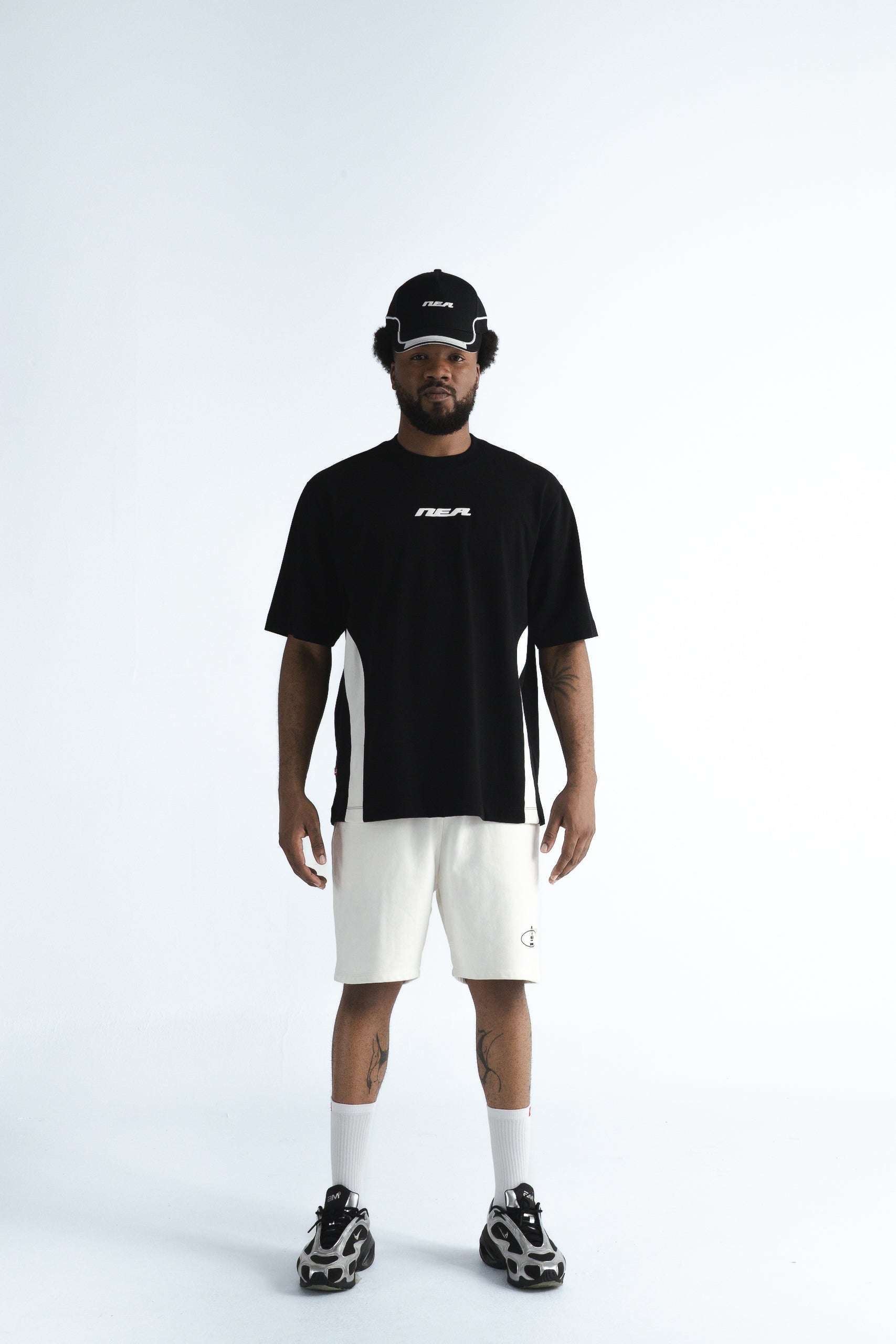 CAMISETA OVERSIZE RULE NEGRO NEA