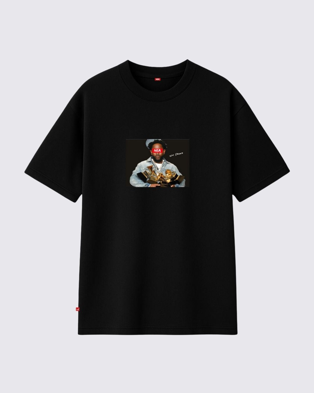 LAMAR CAMISETA OVERSIZE NEGRA NEA
