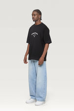 Cargar imagen en la galería, CAMISETA OVERSIZE MO$ NEA