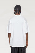 Cargar imagen en la galería, CAMISETA OVERSIZE LOCKED IN NEA